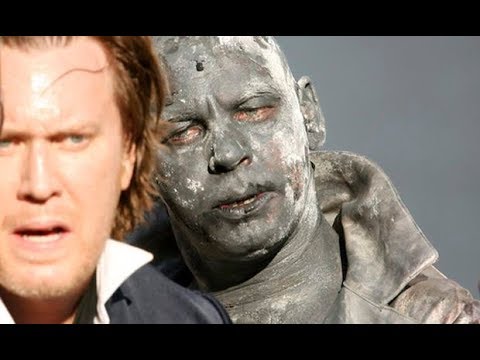 Ben Becker in Jedermanns Rendezvous mit dem Tod. Die packendste Szene