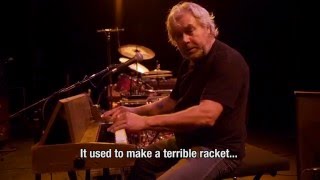 The Analogues - The Hohner Pianet (English subtitles)