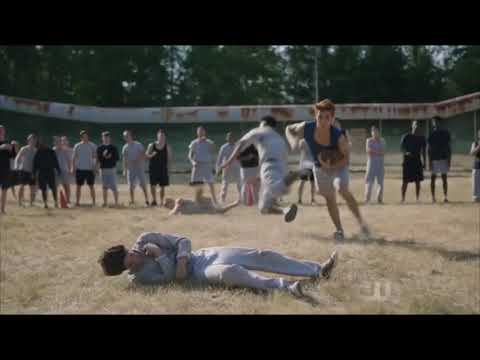 Hiram Orders an Attack on the Jail | 3x02 | Riverdale