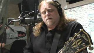 WDHA Warren Haynes Performs River&#39;s Gonna Rise