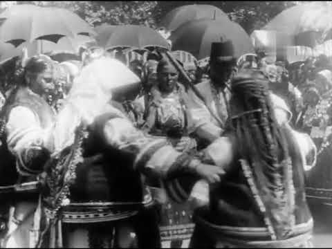 Панаѓур пред црквата "Св. Недела" во Битола (1905) Fair at the "St. Sunday" Church in Bitola