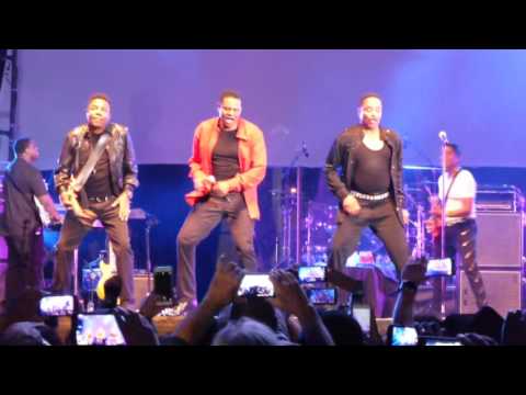 The Jacksons - Wanna Be Startin' Somethin/Shake Your Body Down (Live at Just For Laughs Montreal)