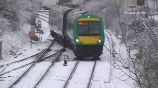preview picture of video '170509  London Midland City Train Comer Road Bridge Worcester 5th February 2009'