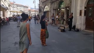 ワンピースにTバックなのに父親に踊らされる娘。   #Shorts