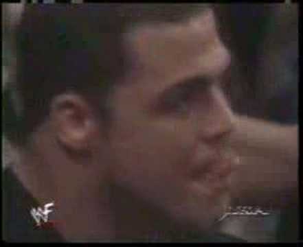 Video: Kurt Angle disrespects Indian flag on his WWE debut