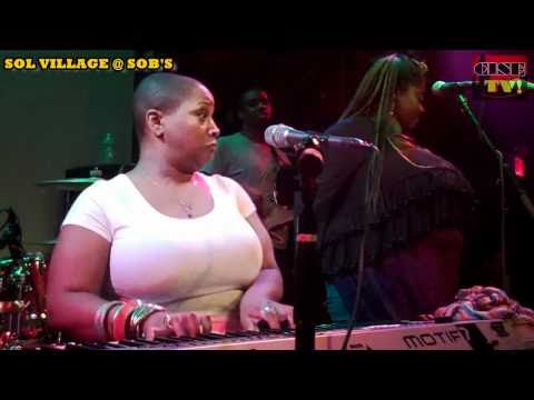AVERY SUNSHINE PERFORMS "UGLY PART OF ME" LIVE