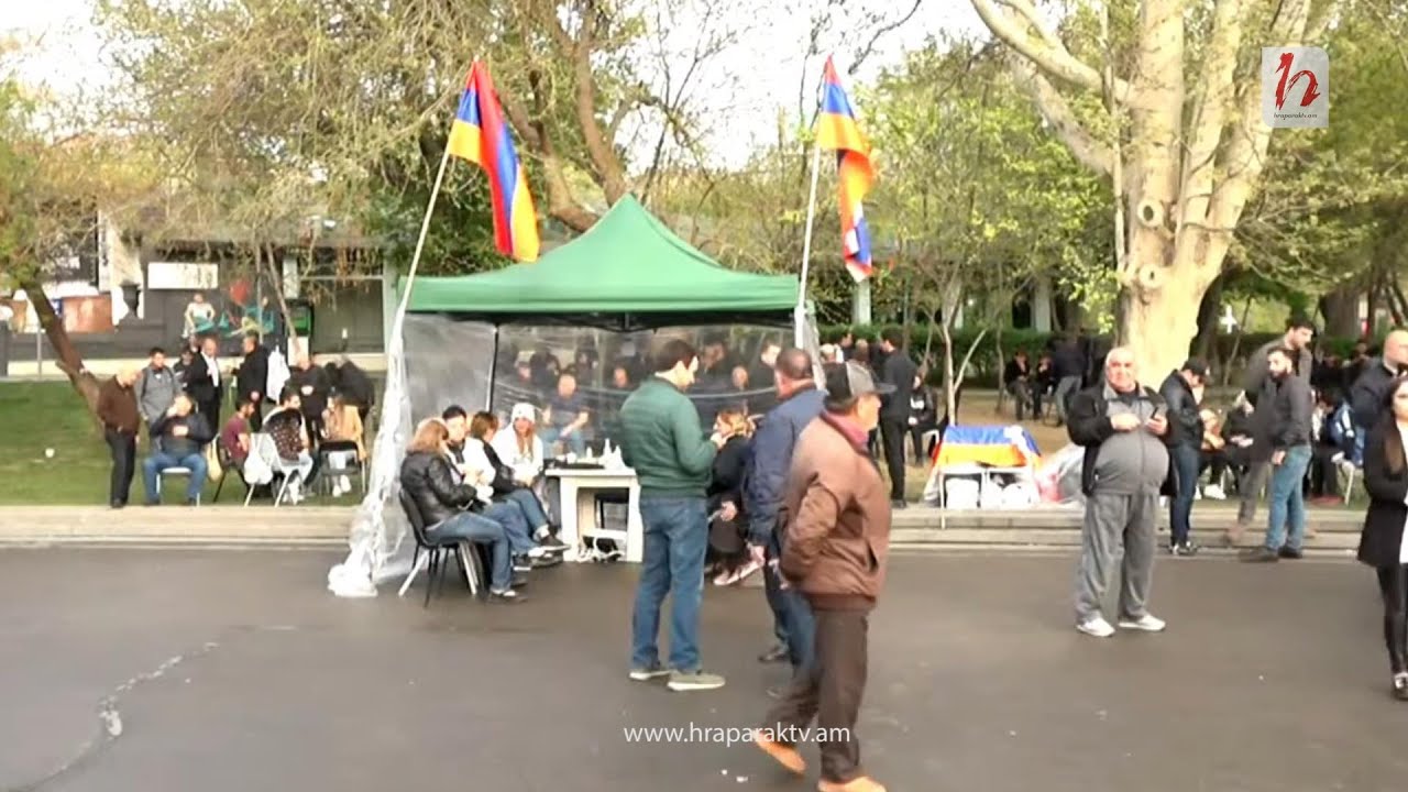 Նստացույցը Ազատության հրապարակում շարունակվում է. ուղիղ