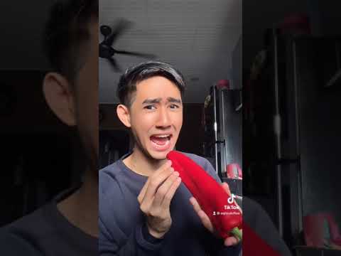 MAKAN CILI GERGASI 😂