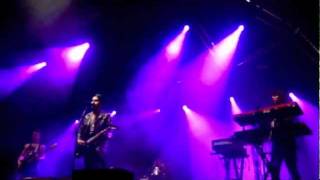 Twin Shadow - Changes (Primavera Sound 2011)