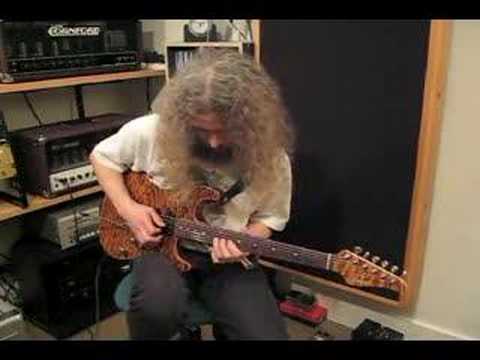 Guthrie Govan playing to B.B. King style track | JTCGuitar.com
