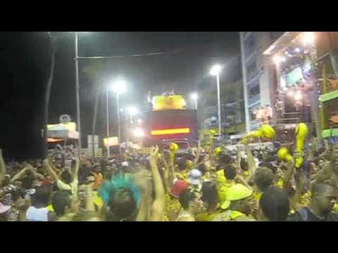 Carnival Salvador 2010 - Ferry Corsten - Binary Finary