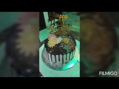 New cake ideas.. blowing present times