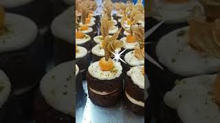 Download lagu Carrot Cake Woth Cream Cheese Frosting and Physalis mp3