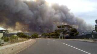 preview picture of video 'Port Lincoln Fire Dec23 2009'