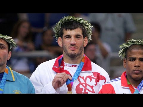 Buvaisar Saitiev when wrestling becomes art.