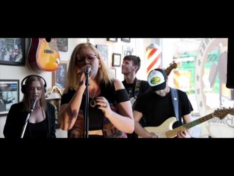 IMRO First Cuts at Abner Browns - Craig Gallagher and ZaPho