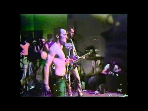 Dead Kennedys - Nazi Punks Fuck Off (Live)