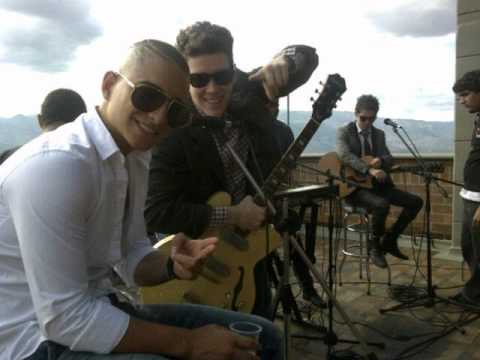 CORRER EL RIESGO MALUMA FT PISO 21 (FOTO GRABANDO VIDEO OFICIAL)