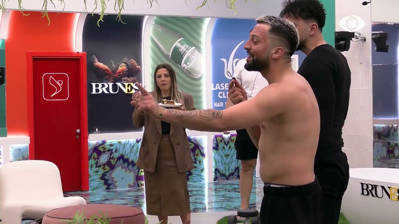 Çfarë do bëni ju të dy në këtë shtëpi/ Rozana debaton me Gjestin: Shko puthe Eglin