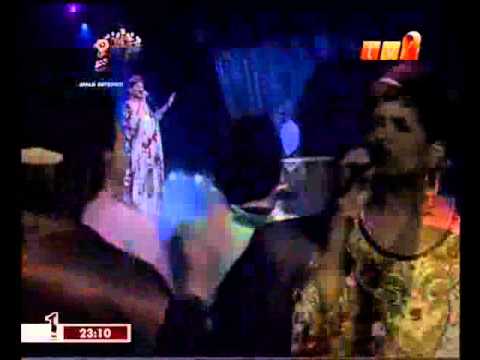 Jaclyn Victor ketentuan