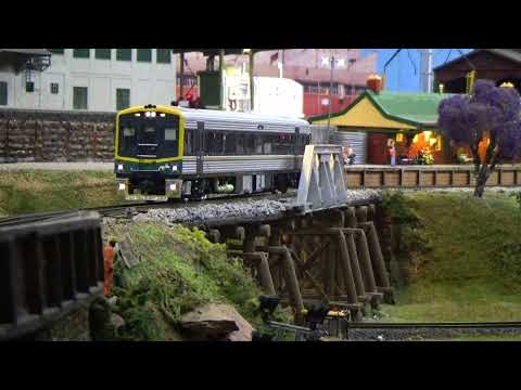 V/LINE ,ON TRACK MODELS SPRINTER.