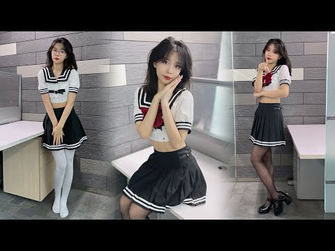 360°VR 学妹JK制服装扮翻跳恋爱告急