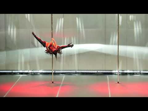 Paulina Korol - 3rd place WOMEN 40+ - Pole Dance Show 2023