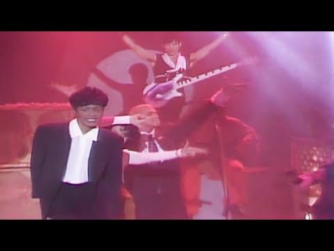 Love Sign cover
