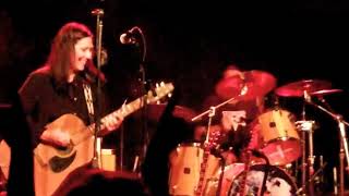 The Breeders - Safari - Live (Live Music Video)