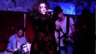 Alex Winston - Fire Ant live The Deaf Institute, Manchester 20-03-12