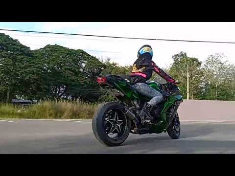 Kawasaki H2SX Test Ride
