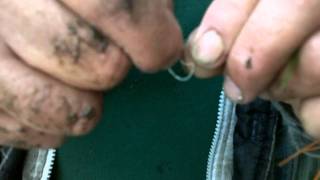 preview picture of video 'How to tie improved clinch knot'