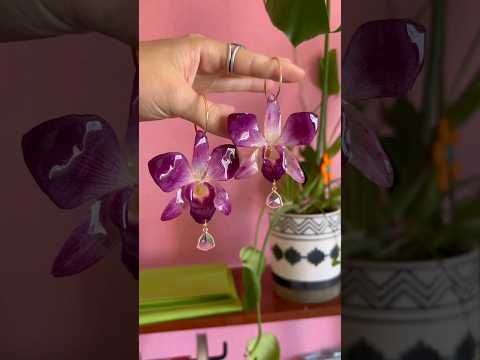 Beautiful Orchid Hoops Resin Earring 🌸 | Resin Art Business 🌌 @bloomsandlove