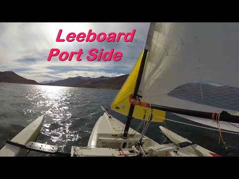 Squirt Trimaran - Leeboard at work