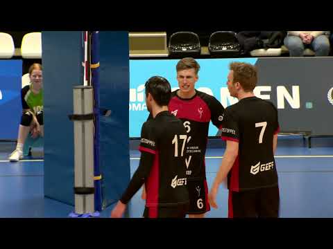 RIJNMOND SPORT: Op pad met volleyballers VCN