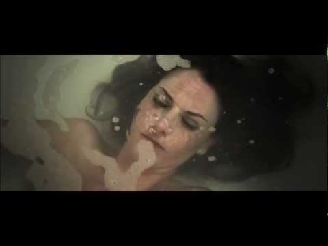 MAXI B FT DANIELE VIT (prod. DJ C.I.) - PAURA RUM E FANGO - VIDEO UFFICIALE