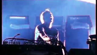 The Chemical Brothers - ´´Hoops´´ live At Fuji Festival 2002