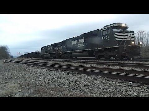NS 6901 Leads Local Freight - 12/22/2025