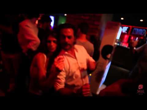 download lagu mp3 mp4 Skull Bar, download lagu Skull Bar gratis, unduh video klip Skull Bar