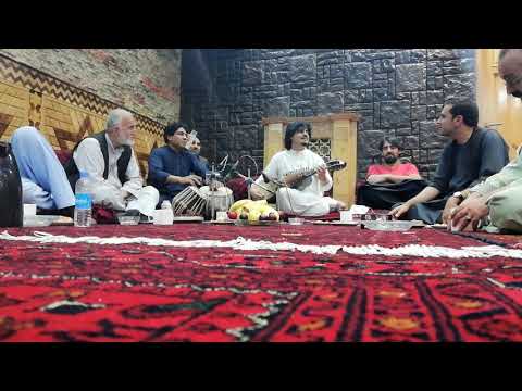 Ustad Homayoun Sakhi jan playing Indian old