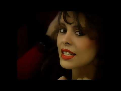 The Girls Club Featuring Eileen - I Lost the Love (1989)