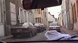 preview picture of video 'Wedding motorcade honking horns in Pithiviers, France. 7/2/94'