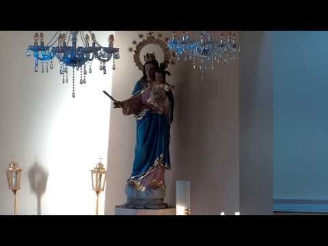 María Auxiliadora, guíanos hacia Jesús. Participemos con fe en la Santa Misa.