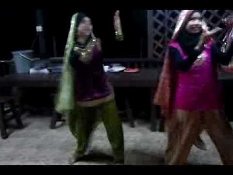 MUJHE RANG DE Dance Performance By Eryn n Mira