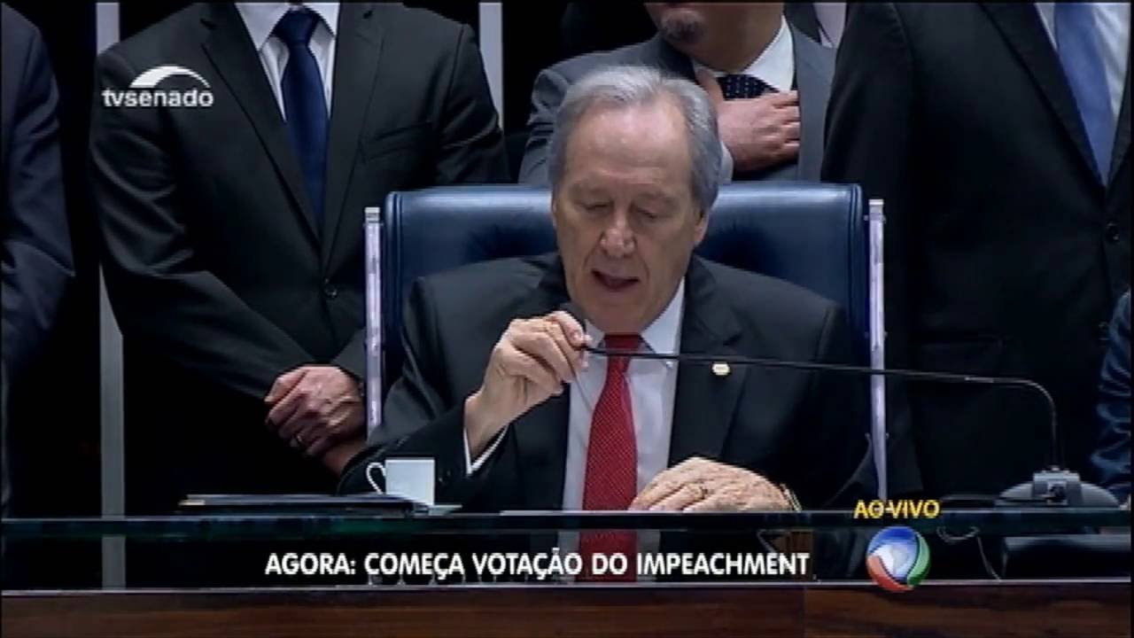 Por 61 votos a 20, senadores aprovam o impeachment de Dilma Rousseff