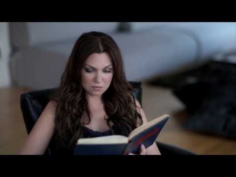 Καίτη Γαρμπή - Ανεμοδαρμένα Ύψη (Official Video Clip) // Kaiti Garbi - Anemodarmena Ypsi