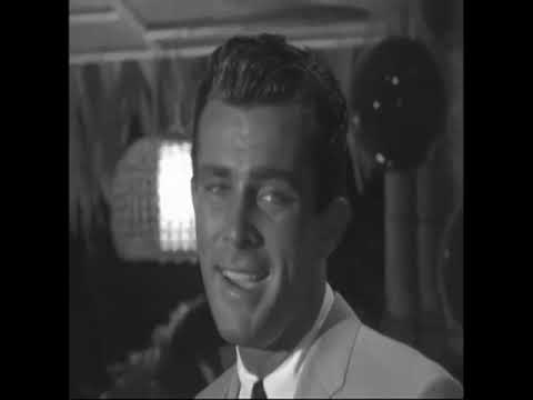 Robert Conrad as Tom Lopaka - "I've Got a Crush on You (Sweetie Pie)" - Hawaiian Eye (S1E5)