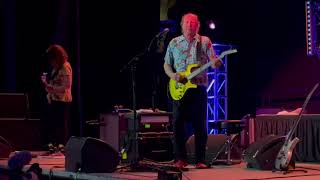 ADRIAN BELEW Power Trio Performs DINOSAUR King Crimson Cover From THRAK on Cruise to the Edge 2022