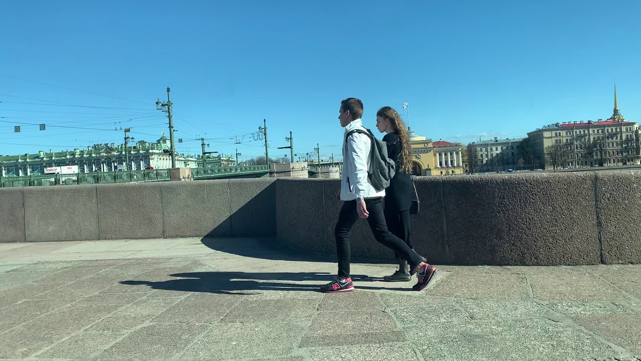 Video einer Taxifahrt durch St. Petersburg thumbnail