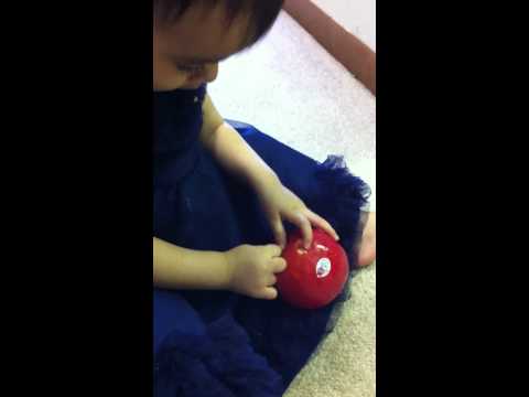 Vedanshi eating apple